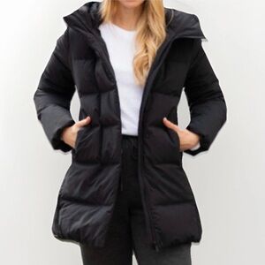 Uniqlo Womens Jacket XS Seamless Down Parka Hooded Black Casual Outdoor Puffer